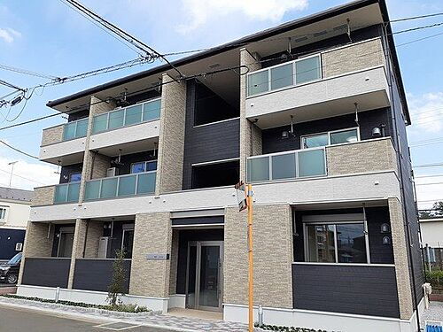 神奈川県海老名市国分北１丁目 3階建