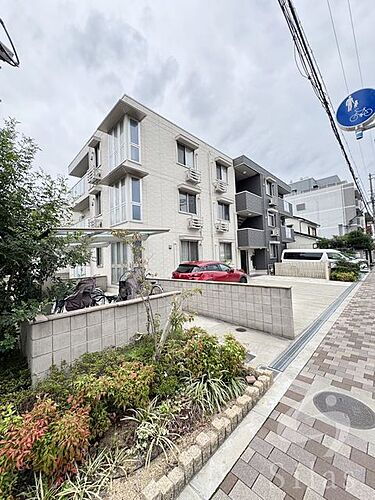大阪府大阪市東住吉区南田辺５丁目 3階建 築5年10ヶ月