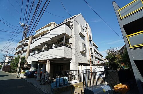 東京都狛江市岩戸南１丁目 4階建 築39年