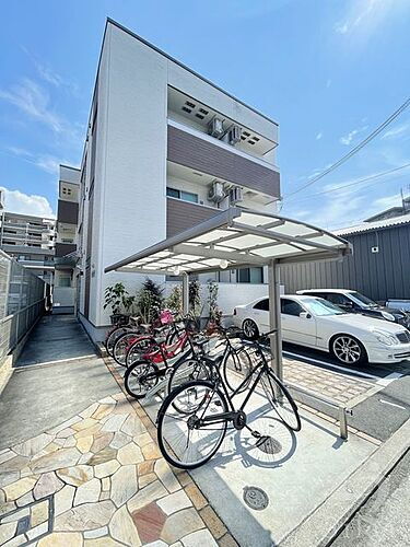 大阪府堺市北区百舌鳥赤畑町３丁 3階建 築8年7ヶ月