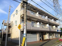 神奈川県厚木市愛甲4丁目 3階建 築42年4ヶ月
