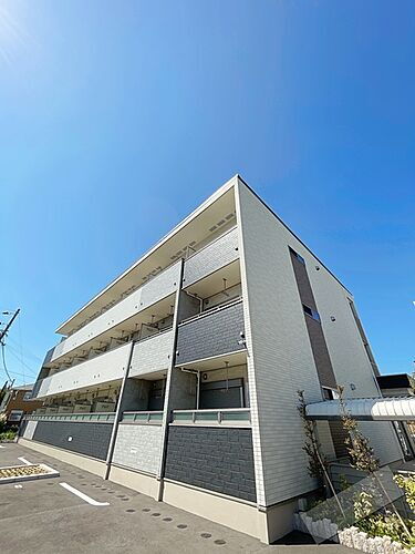 大阪府泉佐野市笠松２丁目 3階建 築3年3ヶ月