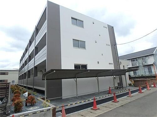 神奈川県秦野市北矢名 3階建 築1年2ヶ月
