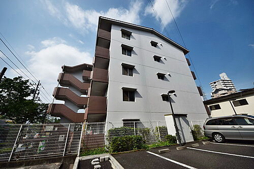東京都八王子市別所１丁目 5階建
