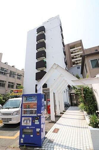 大阪府大阪市福島区吉野５丁目 9階建
