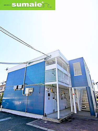 和歌山県和歌山市直川 2階建