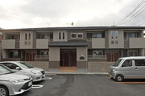 京都府京都市山科区大塚西浦町 2階建