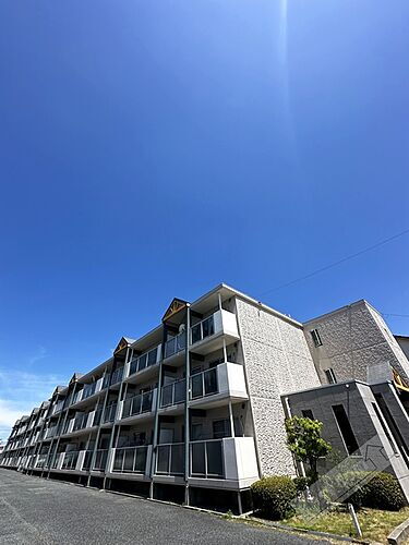 大阪府高石市取石５丁目 築27年9ヶ月 3階建