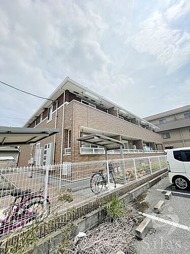 大阪府高石市西取石５丁目 築11年4ヶ月 2階建