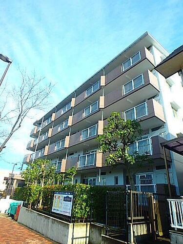 東京都八王子市別所１丁目 5階建