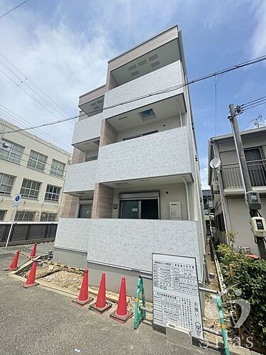 大阪府大阪市住吉区遠里小野６丁目 築2年3ヶ月 3階建