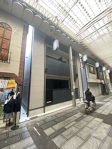 大阪府大阪市平野区平野本町３丁目 3階建