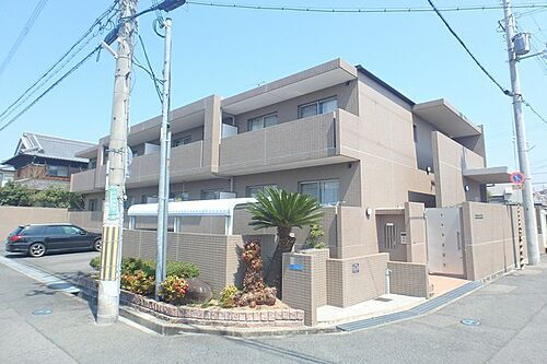 大阪府河内長野市千代田南町 2階建
