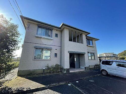 ビューヒルズＢ 2階建