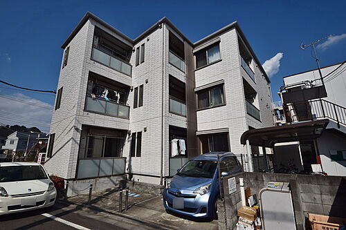 東京都八王子市堀之内２丁目 3階建 築9年10ヶ月