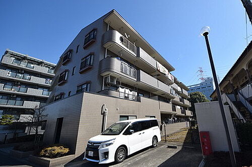 神奈川県川崎市麻生区黒川 4階建