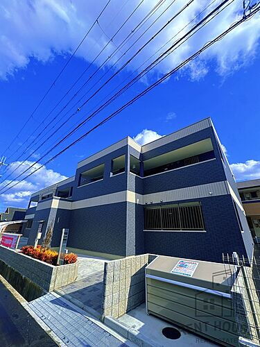 大阪府岸和田市下松町１丁目 2階建