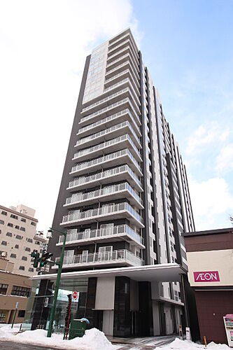シティタワー西堀 20階建