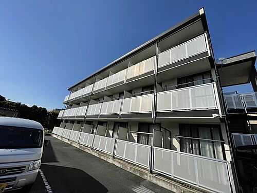 神奈川県海老名市国分南１丁目 3階建 築15年3ヶ月