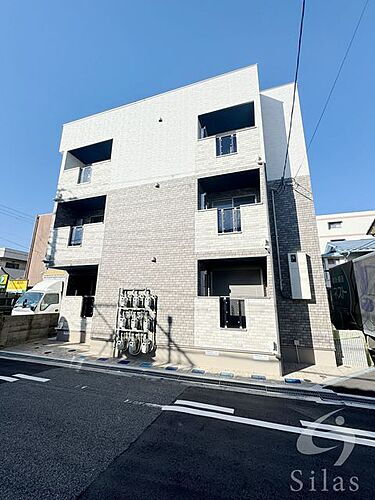 兵庫県尼崎市神田北通７丁目 3階建 築1年9ヶ月