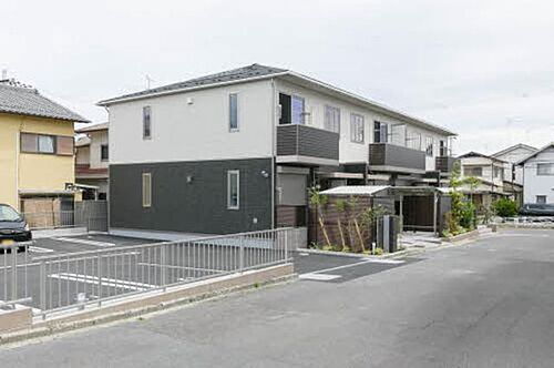 シャーメゾン杉山 2階建