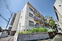 神奈川県川崎市麻生区片平2丁目 3階建 築39年4ヶ月
