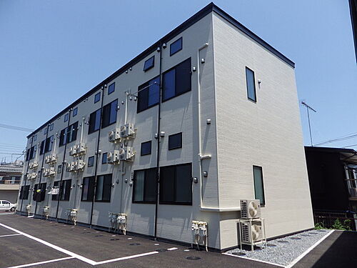 東京都八王子市片倉町 2階建 築8年6ヶ月