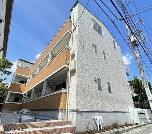 ＭＥＬＤＩＡ北綾瀬ＩＶ 2階建