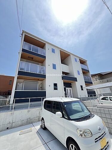 大阪府堺市堺区南三国ヶ丘町１丁 賃貸アパート