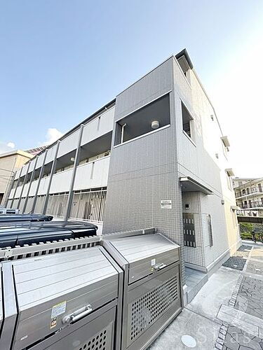 大阪府堺市西区鳳西町２丁 3階建 築8年5ヶ月