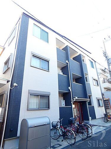 大阪府大阪市生野区小路東１丁目 3階建
