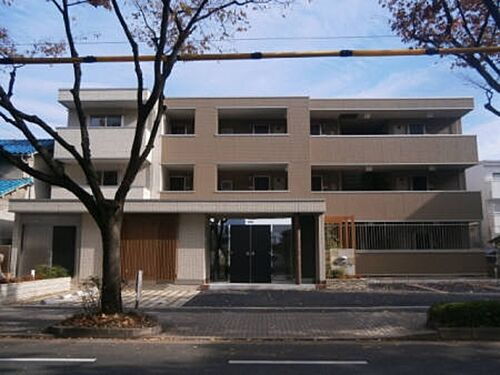 大阪府堺市堺区南三国ヶ丘町４丁 賃貸アパート