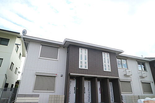 兵庫県伊丹市鋳物師２丁目 築4年9ヶ月 2階建