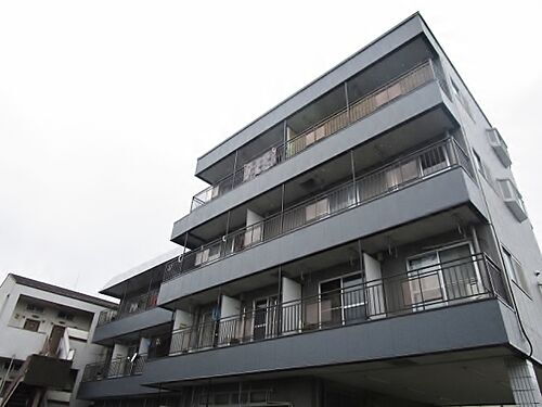 神奈川県相模原市緑区久保沢３丁目 4階建