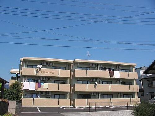 静岡県富士市伝法 3階建