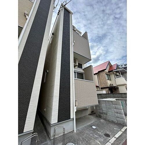 兵庫県神戸市垂水区川原１丁目 2階建 築7年8ヶ月