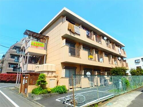 東京都八王子市越野 3階建