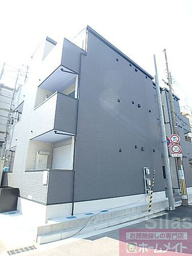 兵庫県尼崎市東大物町１丁目 3階建