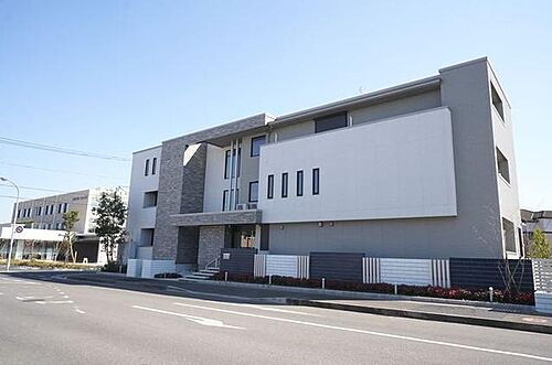 Ｖａｌｋ　Ｖａｌｌｅｎ 3階建