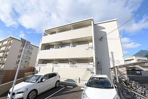 クリエオーレ藤阪東町
