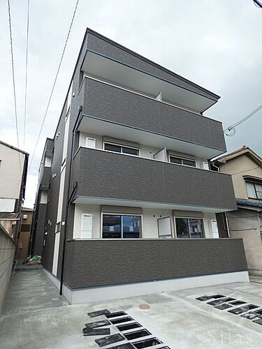 大阪府大阪市西淀川区竹島５丁目 3階建 築6年4ヶ月