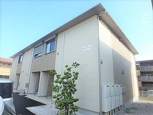 東京都町田市三輪町 2階建