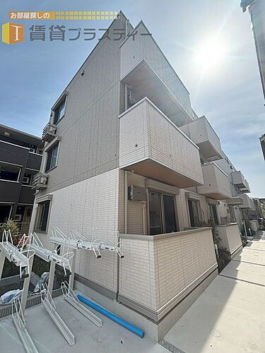 東京都江戸川区南篠崎町４丁目 3階建