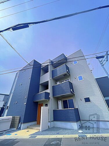 大阪府泉佐野市笠松２丁目 3階建