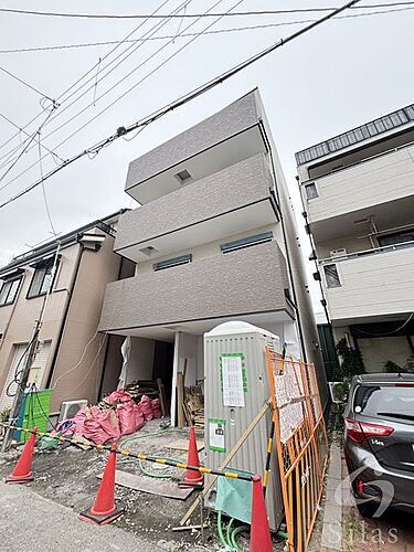 兵庫県西宮市津門稲荷町 4階建