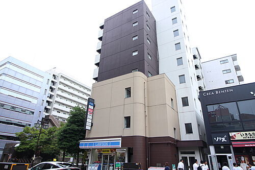 新潟県新潟市中央区弁天１丁目 9階建