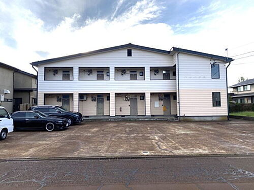 新潟県長岡市三ツ郷屋１丁目 賃貸アパート