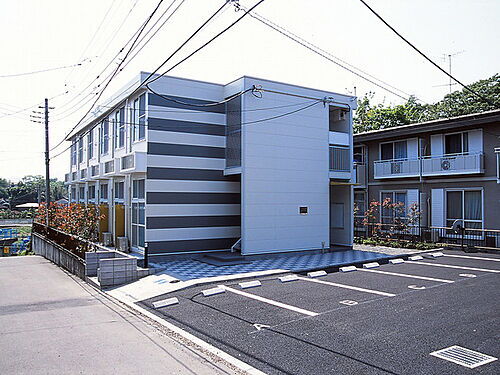 神奈川県厚木市下荻野 2階建 築21年2ヶ月