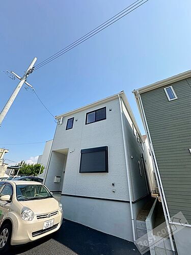 大阪府泉佐野市鶴原 2階建 