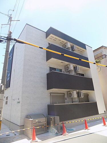 大阪府堺市西区浜寺諏訪森町中２丁 賃貸アパート